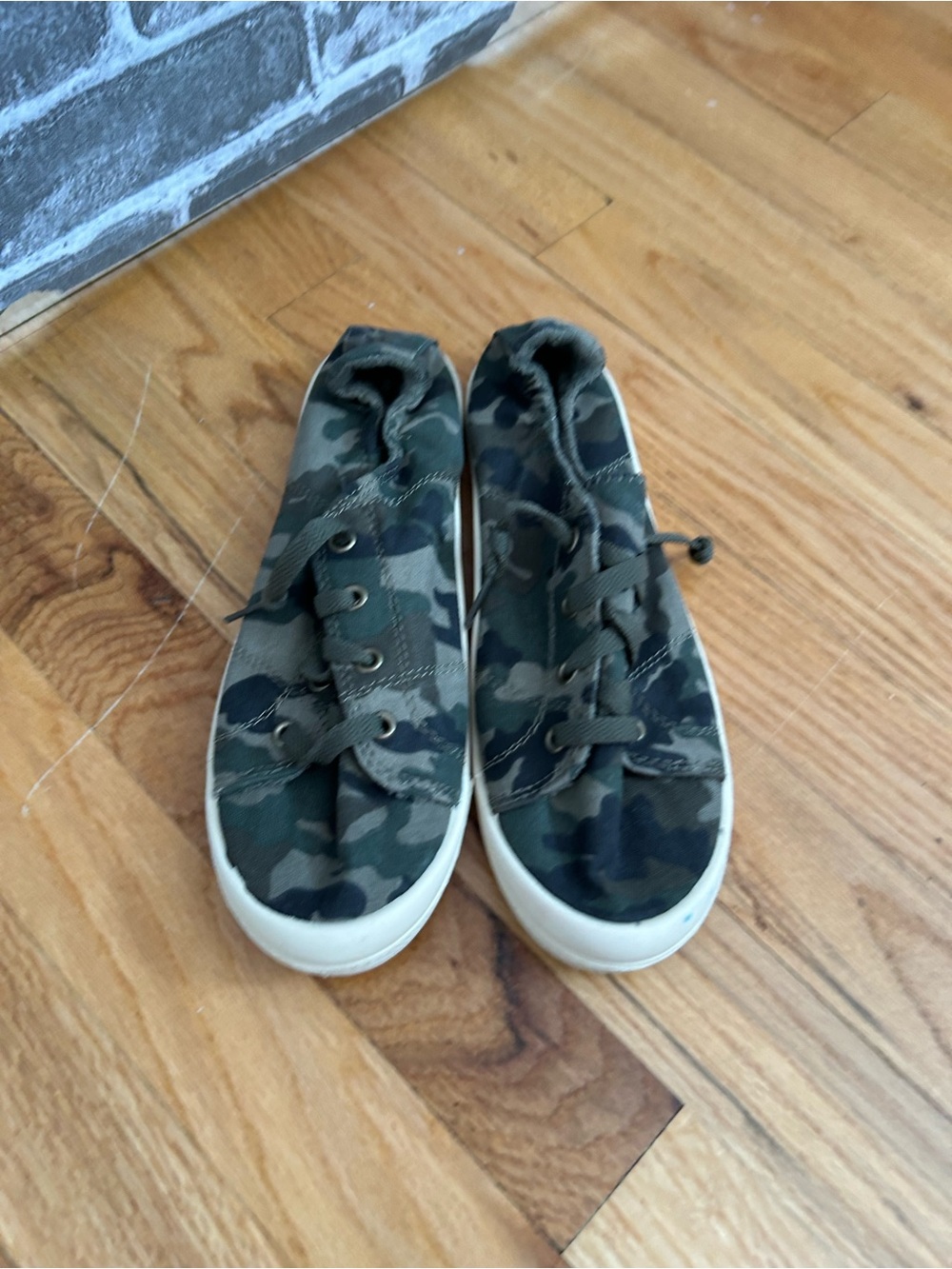 Womens Camouflage Slip-On Sneakers - Green Camo